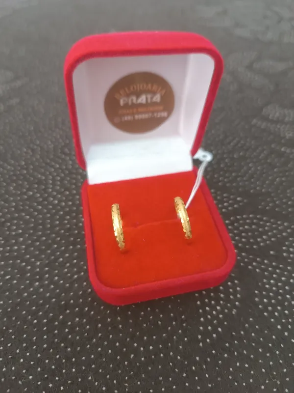Aparador em ouro 18k