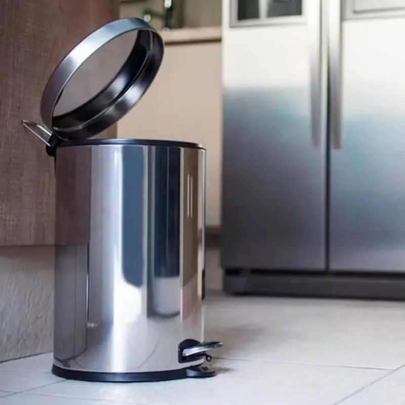 Lixeira Inox Ágata 12L MOR | Madezini Comercio de Material de Construção LTDA